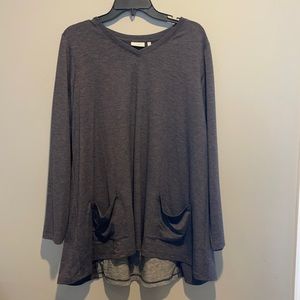 Like new tunic mixed media